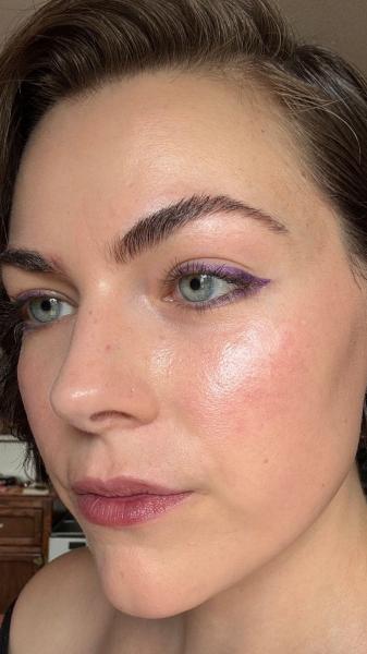 Nicola DallAsen after applying the Urban Decay 247 GlideOn Eyeliner Pencil